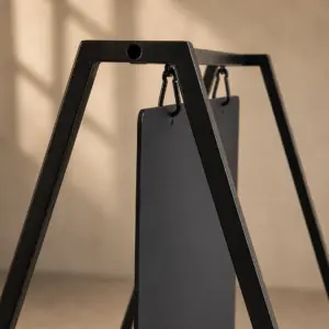 A teline swing liitutaululla A teline swing liitutaululla